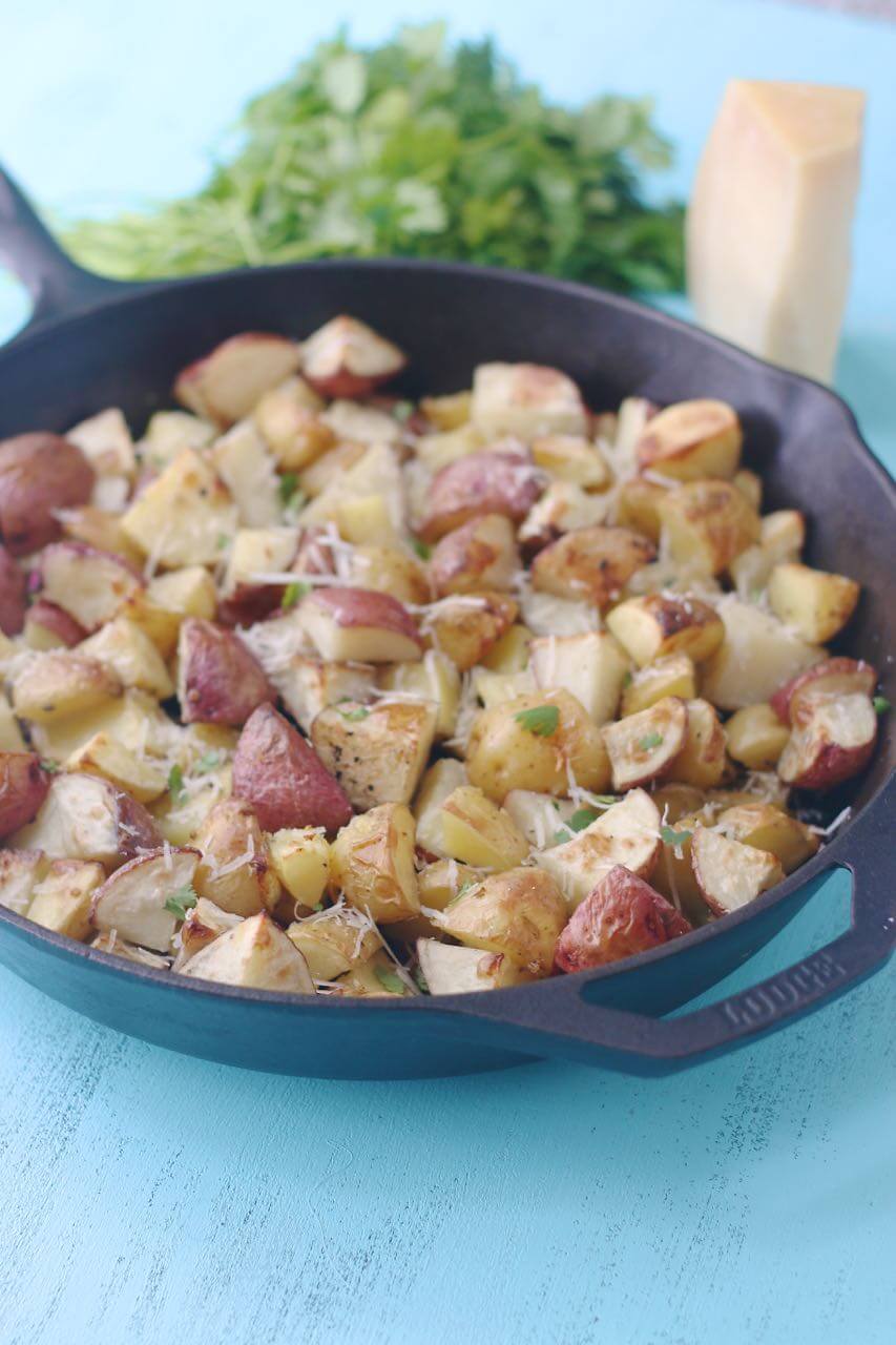 golden-fried-potatoes-on-small-cast-iron-skillet-stock-photo-alamy