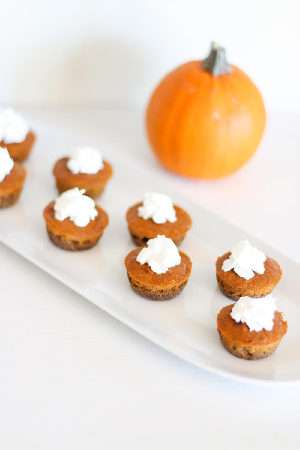 pumpkin-pie-bites-vertical